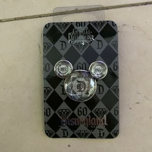 Disney Pin
